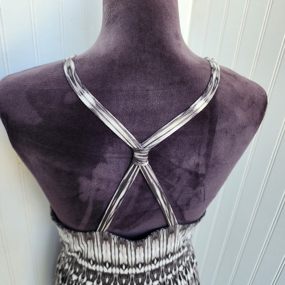 Cynthia Rowley Stretch Aztec Woman's Gray White Knit Casual Sheath Dress S - Picture 14 of 14
